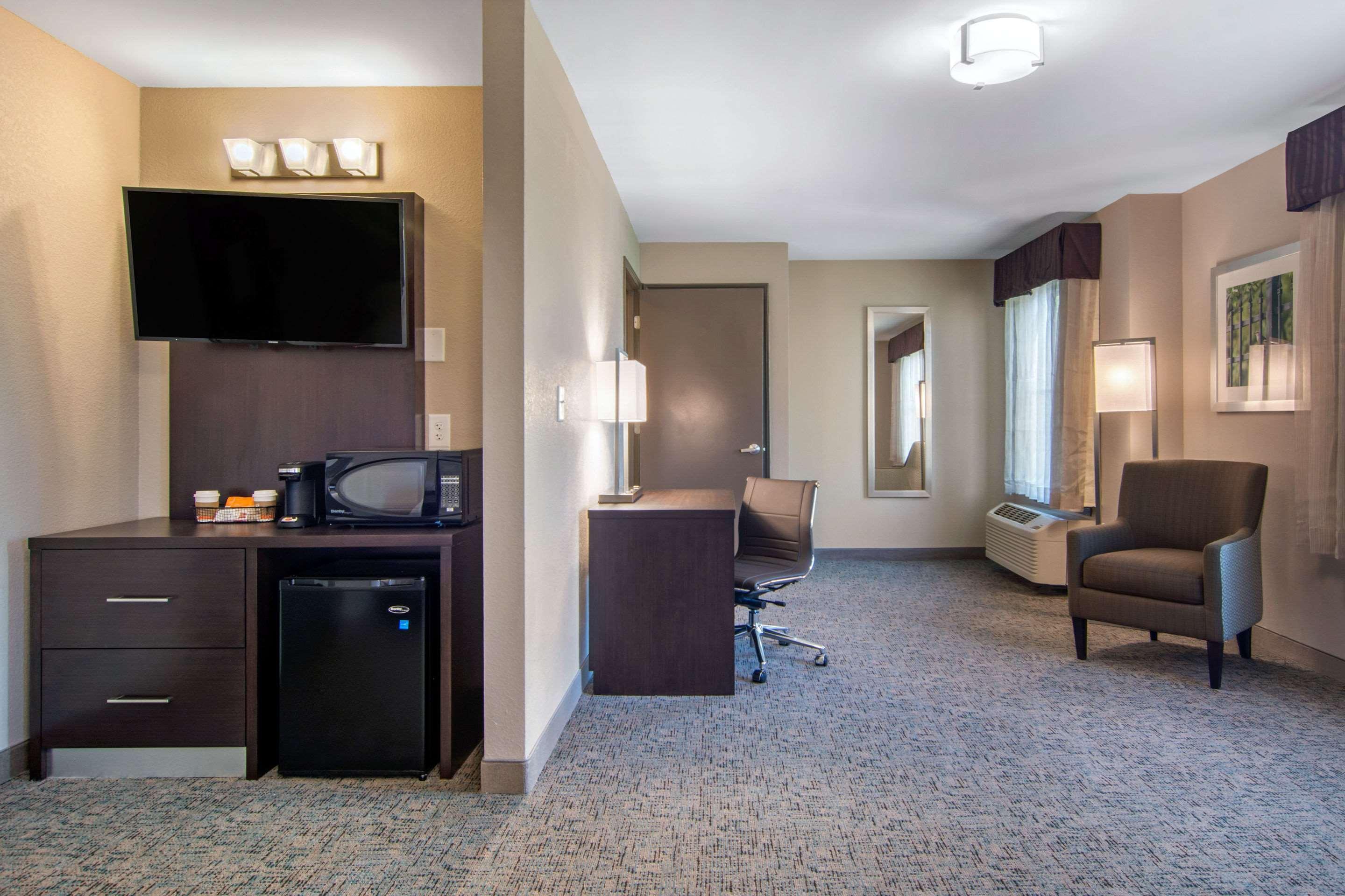 Clarion Inn & Suites Atlanta Downtown Kültér fotó