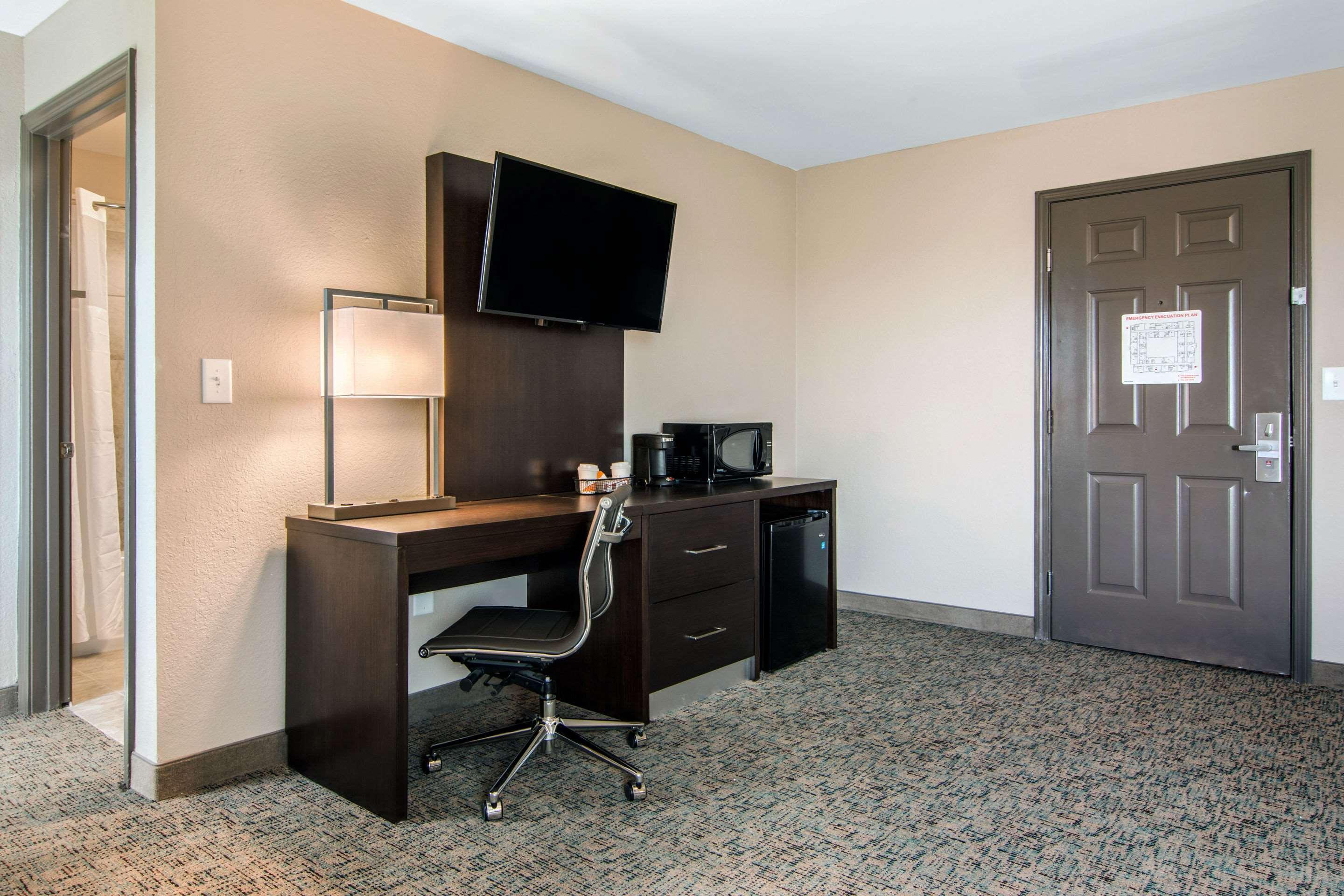 Clarion Inn & Suites Atlanta Downtown Kültér fotó